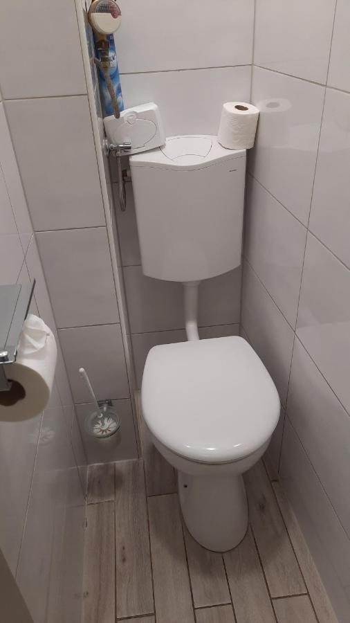 Pete Lajos Design Apartman Kaposvár Extérieur photo